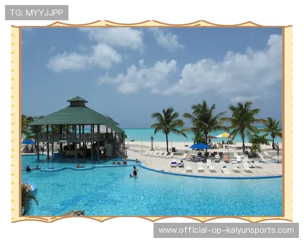 安提瓜的海滩排球比赛盛况空前，安提瓜岛在哪里